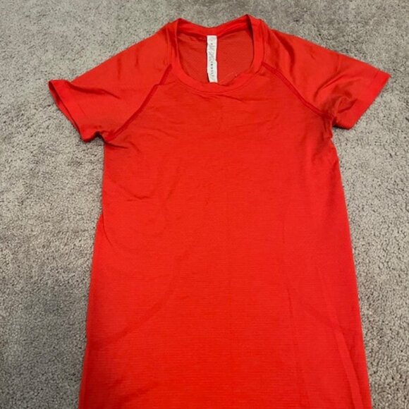 Lululemon Swiftly Tech Short-Sleeve Shirt - Picture 1 of 4